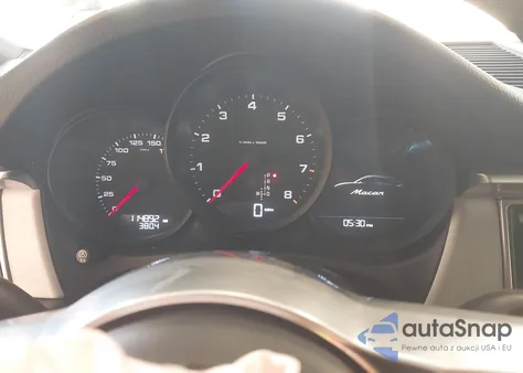 2018 Porsche Macan z USA, uszkodzony, nr VIN WP1AA2A56JLB20617